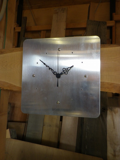 鉄工屋さんの掛け時計