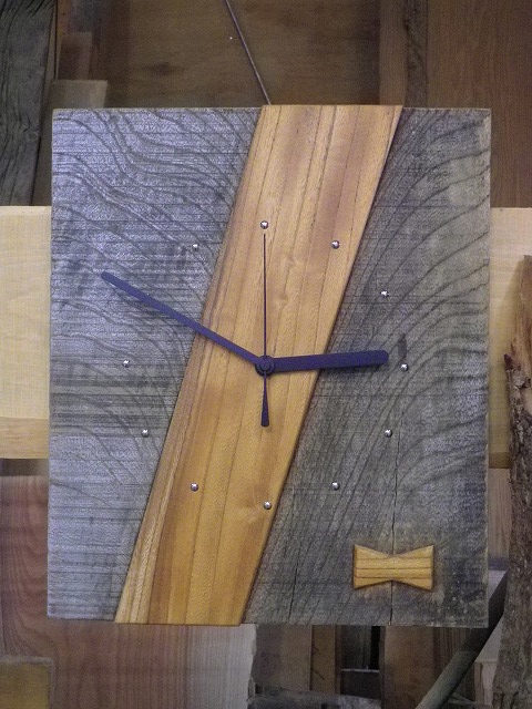 けやきの古材ミックスの掛け時計