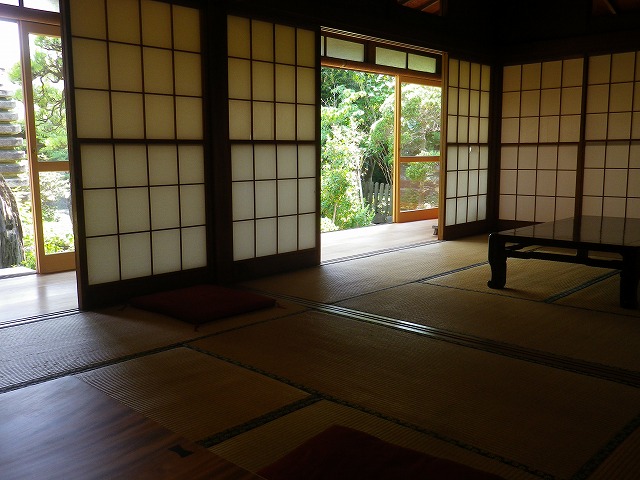 日本の和室はやはり夏がいいですね。